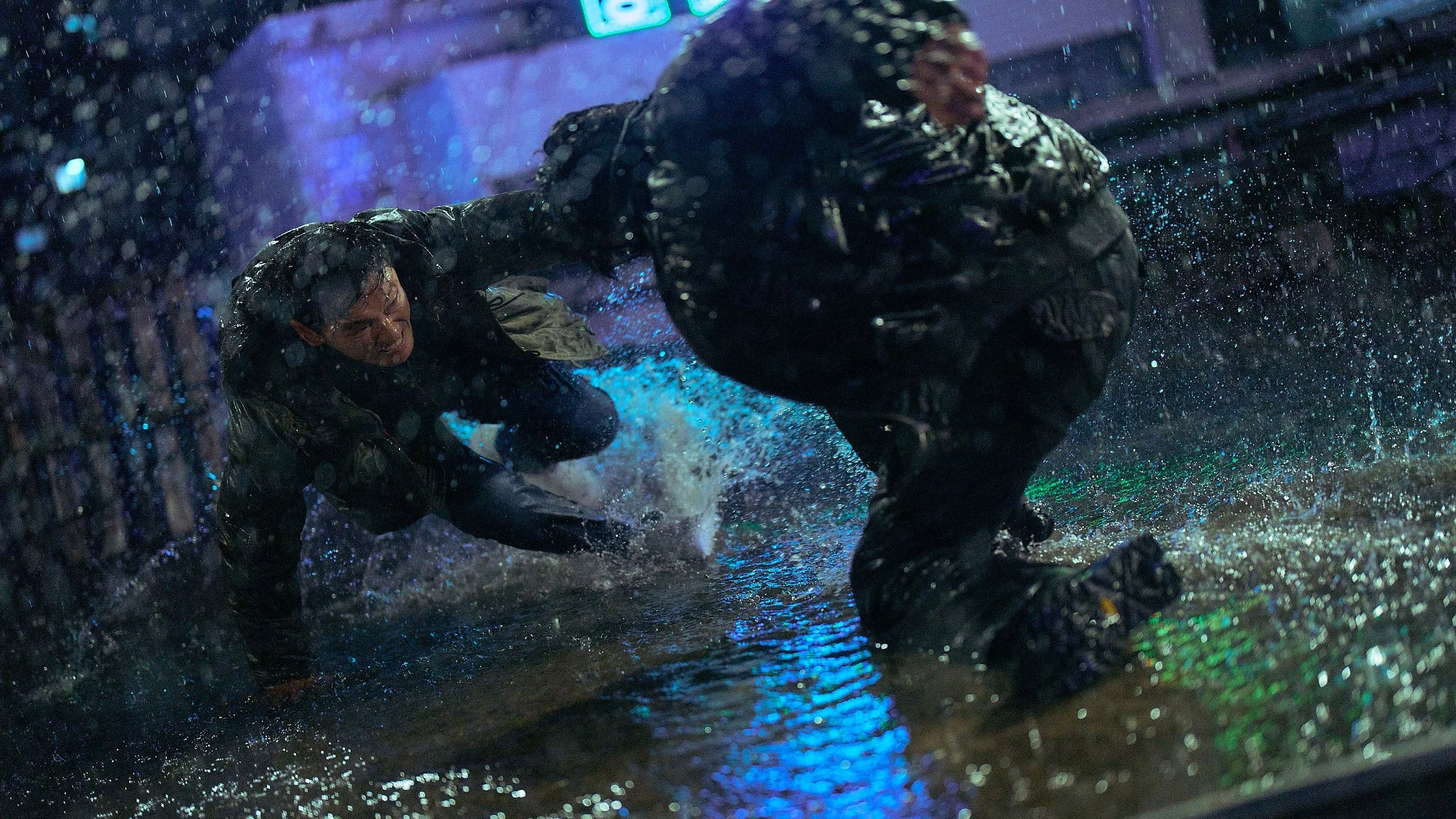 Đố Anh Còng Được Tôi Full