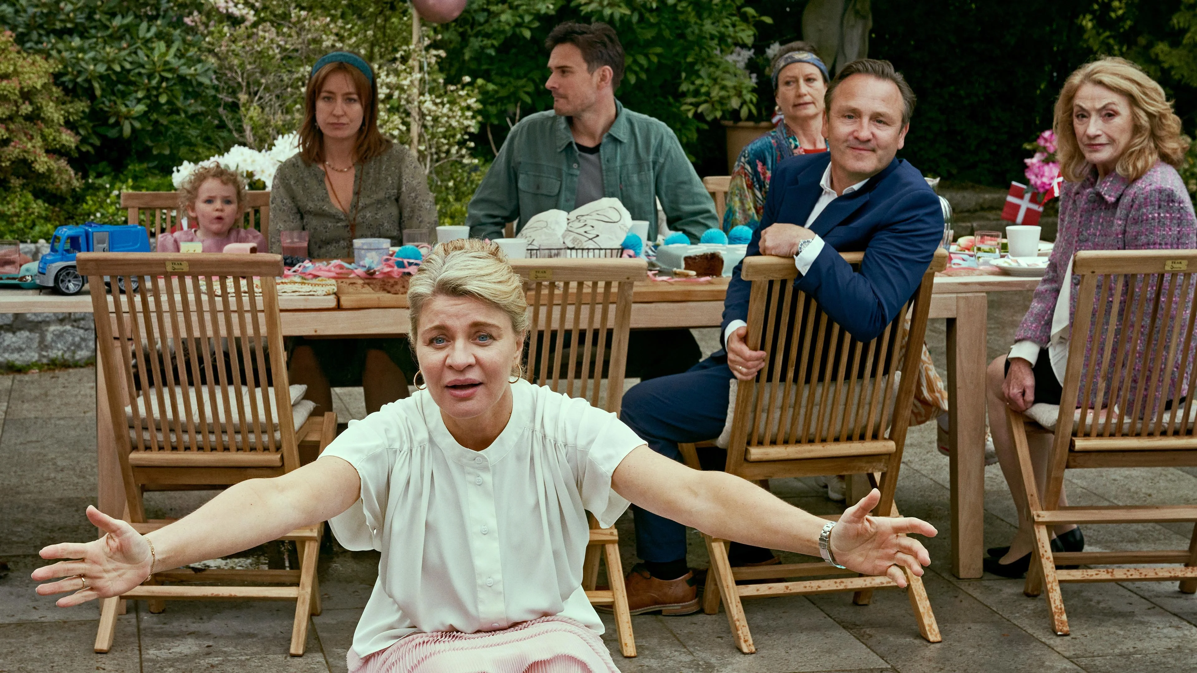 Hoán đổi bé bi 2 Full