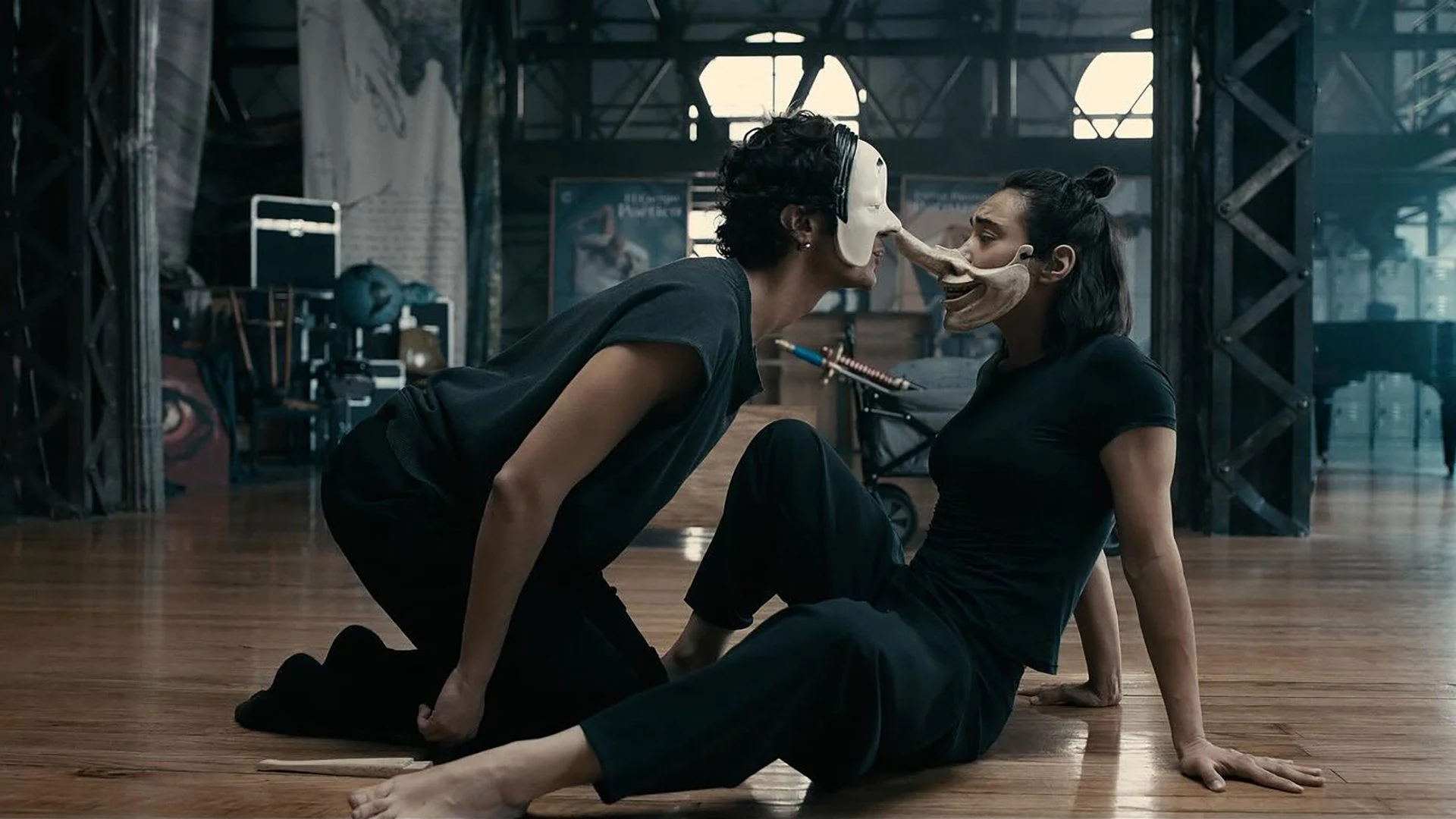 Ranh Giới Điên Loạn Full